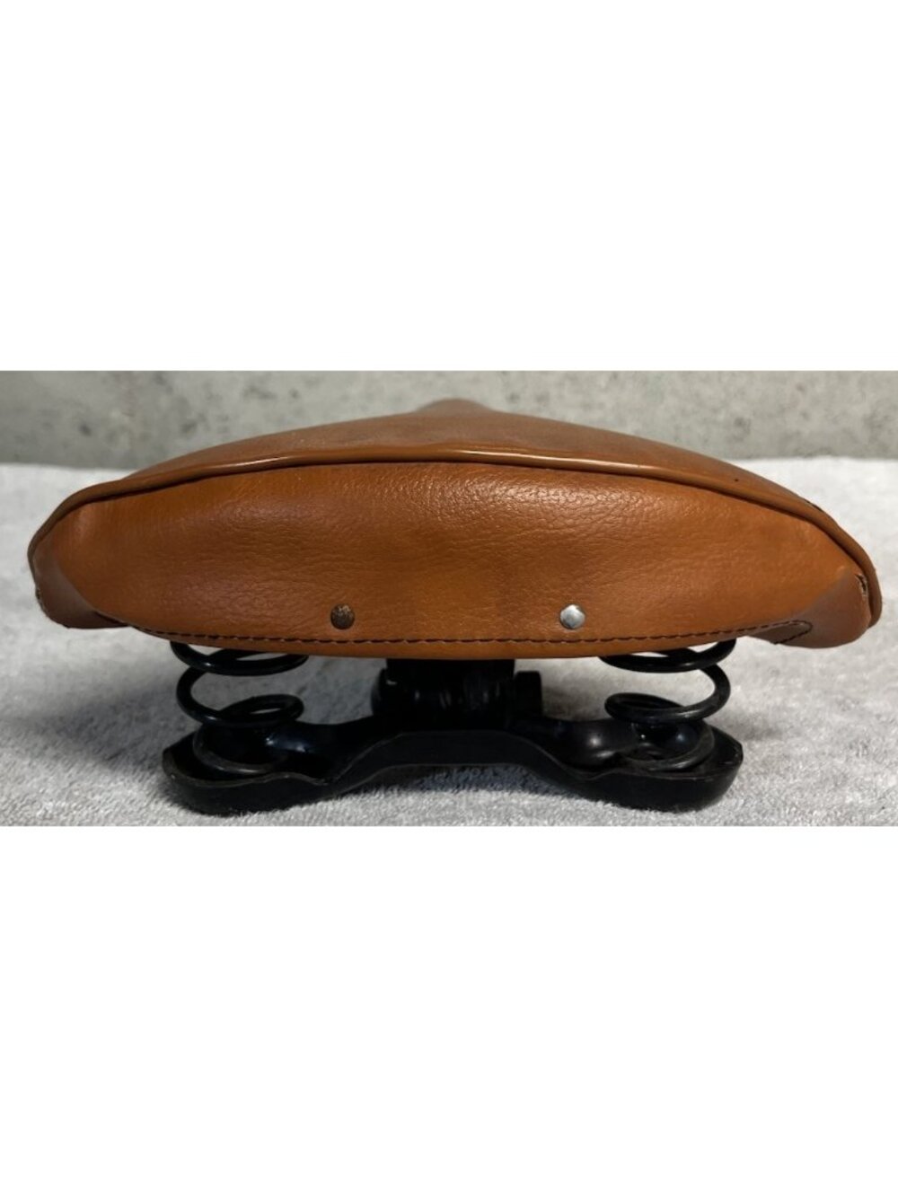 Vintage Persons Permaco 040 Brown Bicycle Seat Bike Saddle Coil Spring Wide - Picture 8 of 8